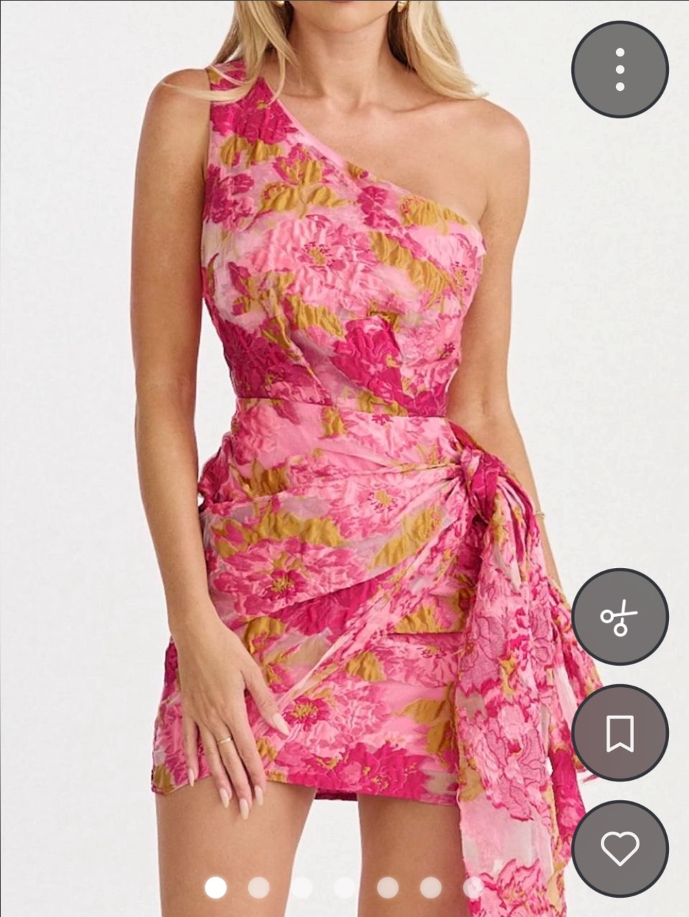 REVERSE MINI
Party Cocktail
DRESS ONE
Shoulder
WRAP Floral
JACQUARD